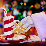 Christmas Party Table Setting